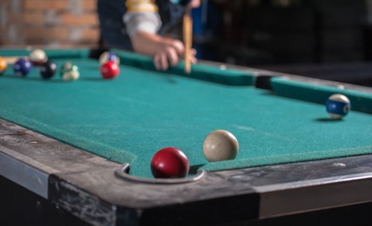 Disassembling and Disposing of Your Pool Table