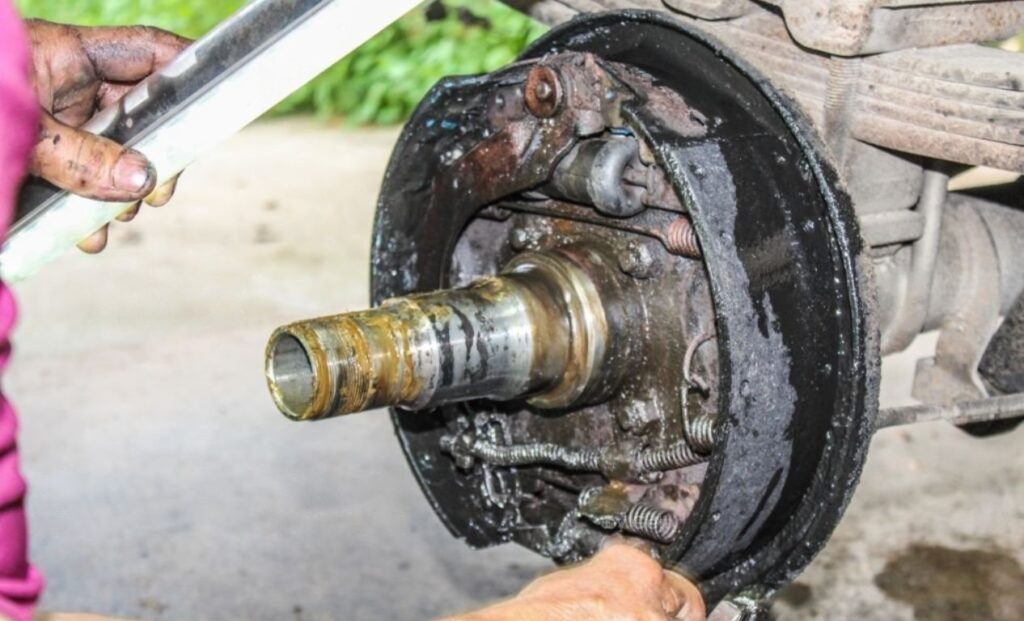 How to Removing Air from Brake Lines? HTJ