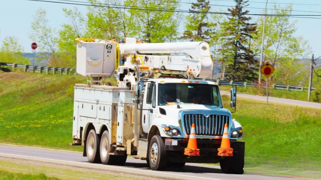 How Much Does It Cost to Rent a Bucket Truck