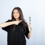 How to Clean Makeup Brushes