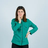 how to Get Food Out of a Wisdom Tooth Hole