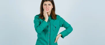 how to Get Food Out of a Wisdom Tooth Hole